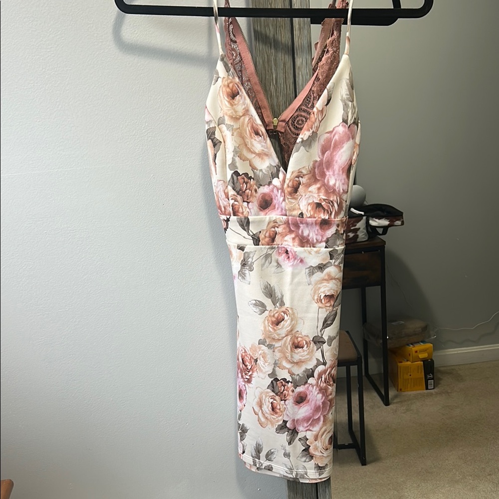 Floral Sleeveless Dress with Lace Detail